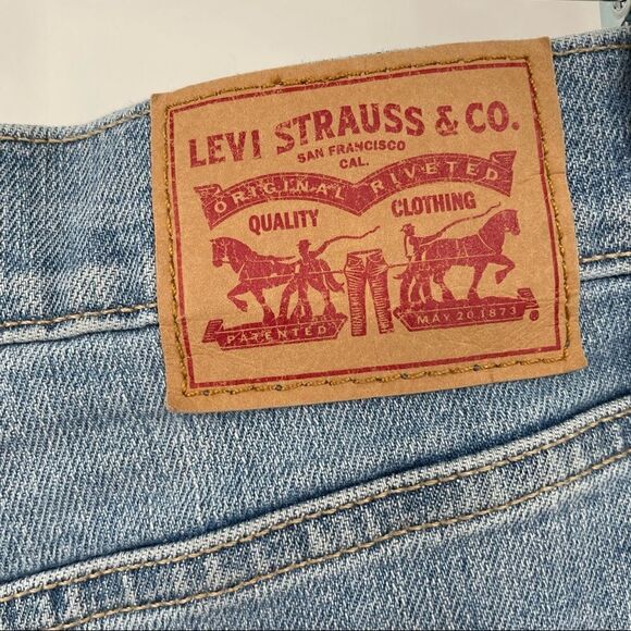 Levi’s High Rise Raw Freyed Hem Cropped Stretch Jeans 30 - Picture 7 of 10